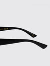 woman's sunglasses