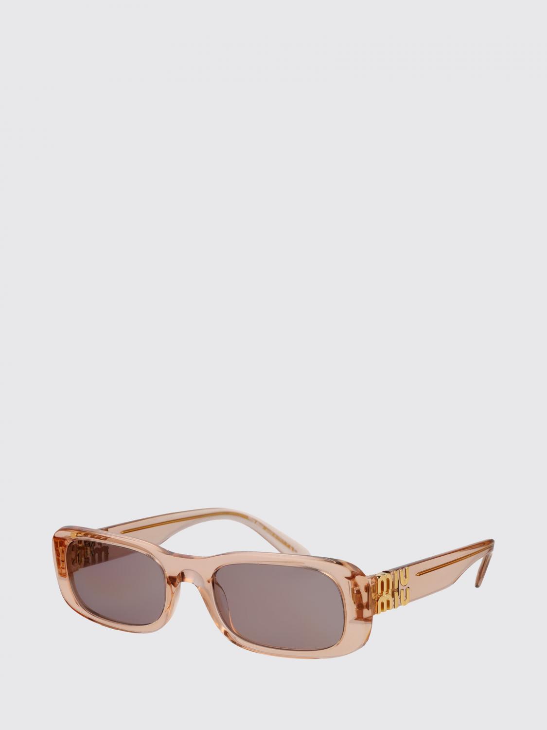 woman's sunglasses