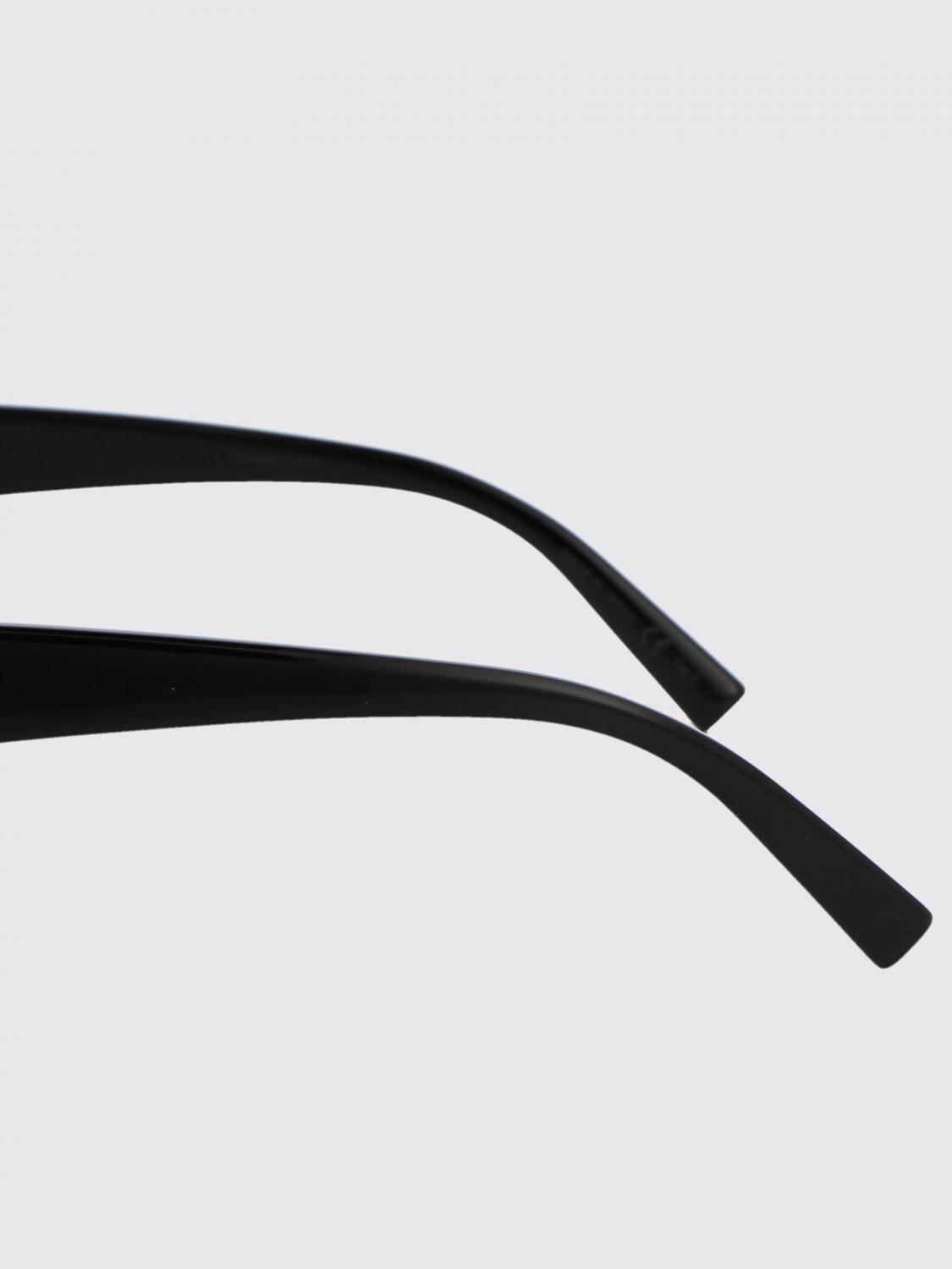 woman's sunglasses