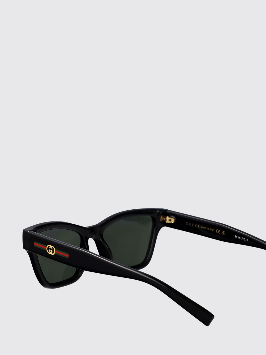 woman's sunglasses