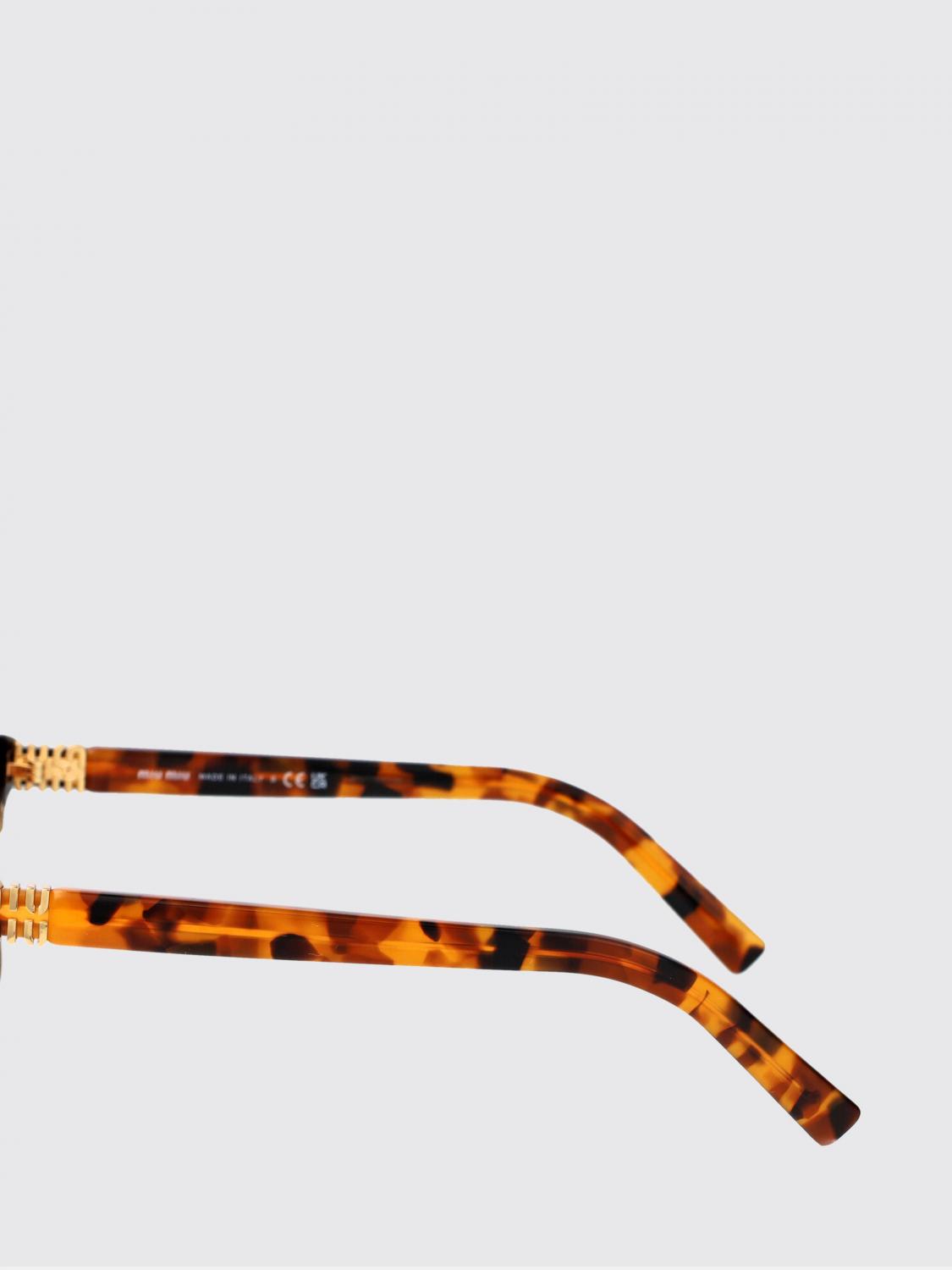 woman's sunglasses