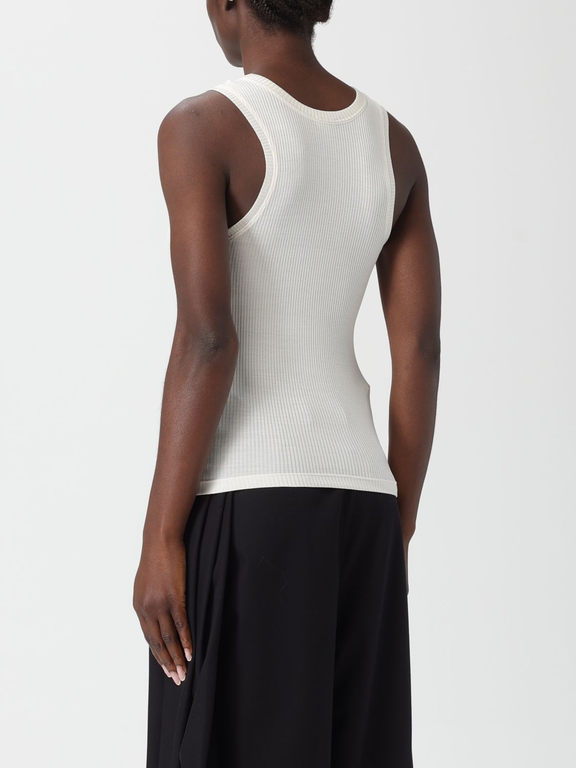 woman's top