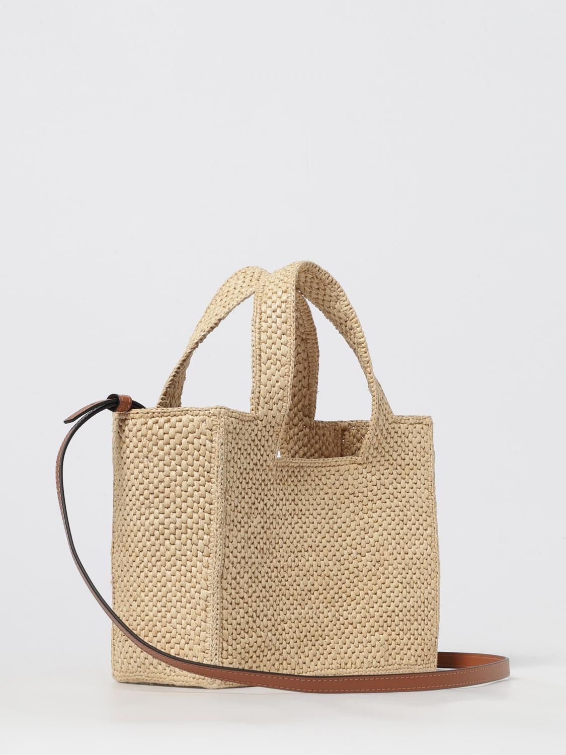 woman's shoulder bag