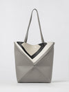 woman's shoulder bag