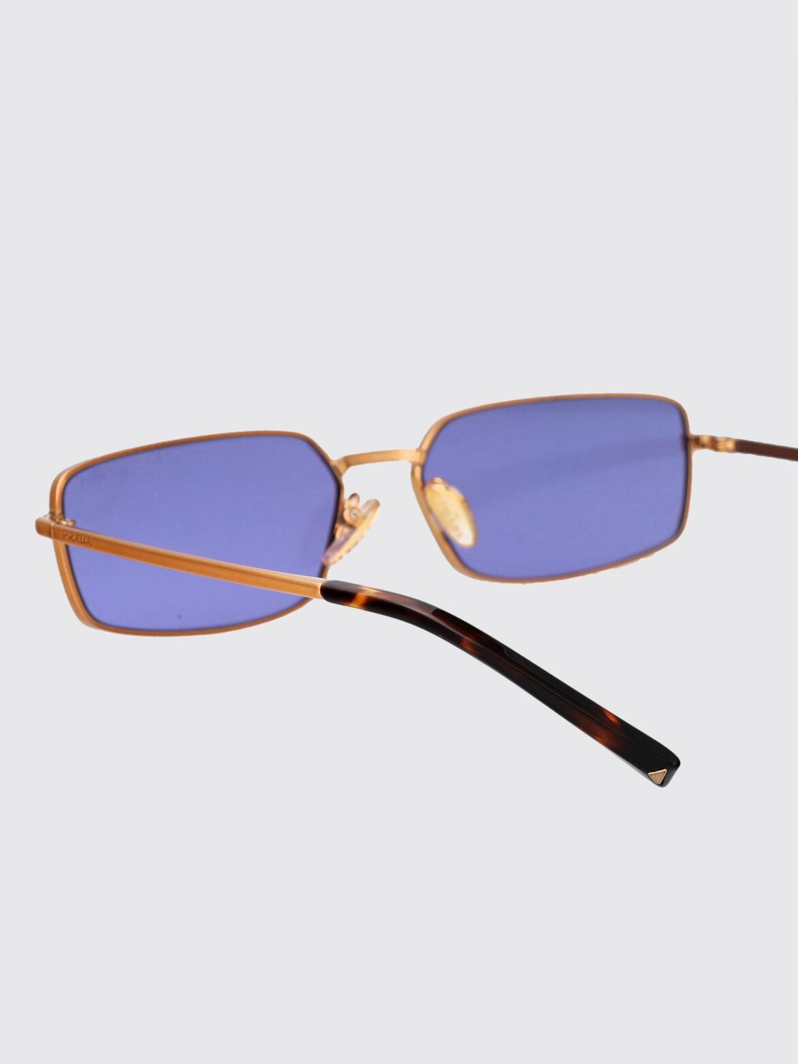 woman's sunglasses