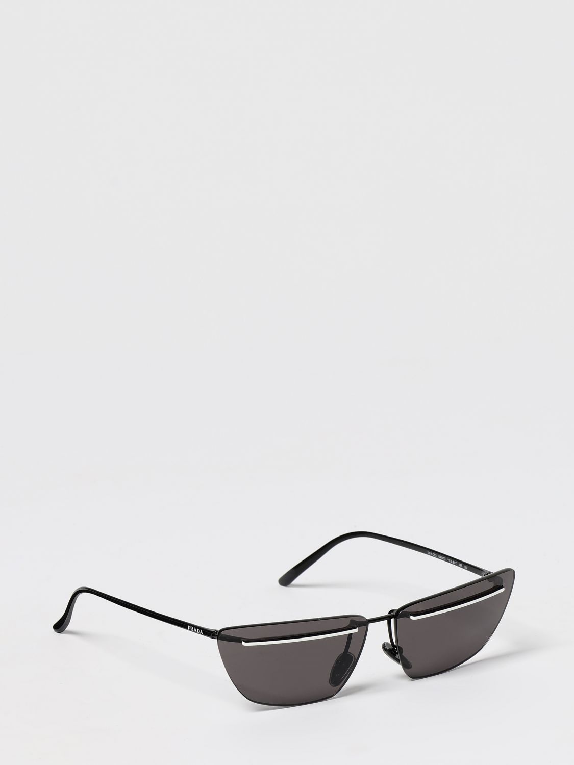 woman's sunglasses