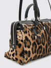 woman's shoulder bag