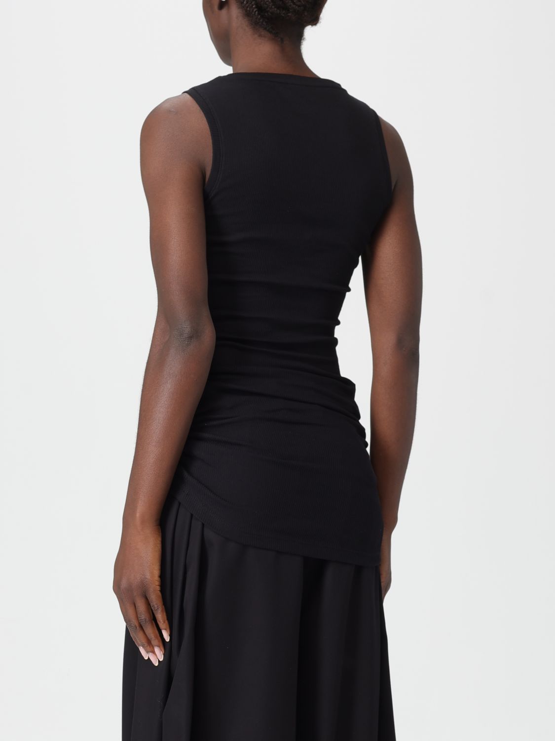 woman's top