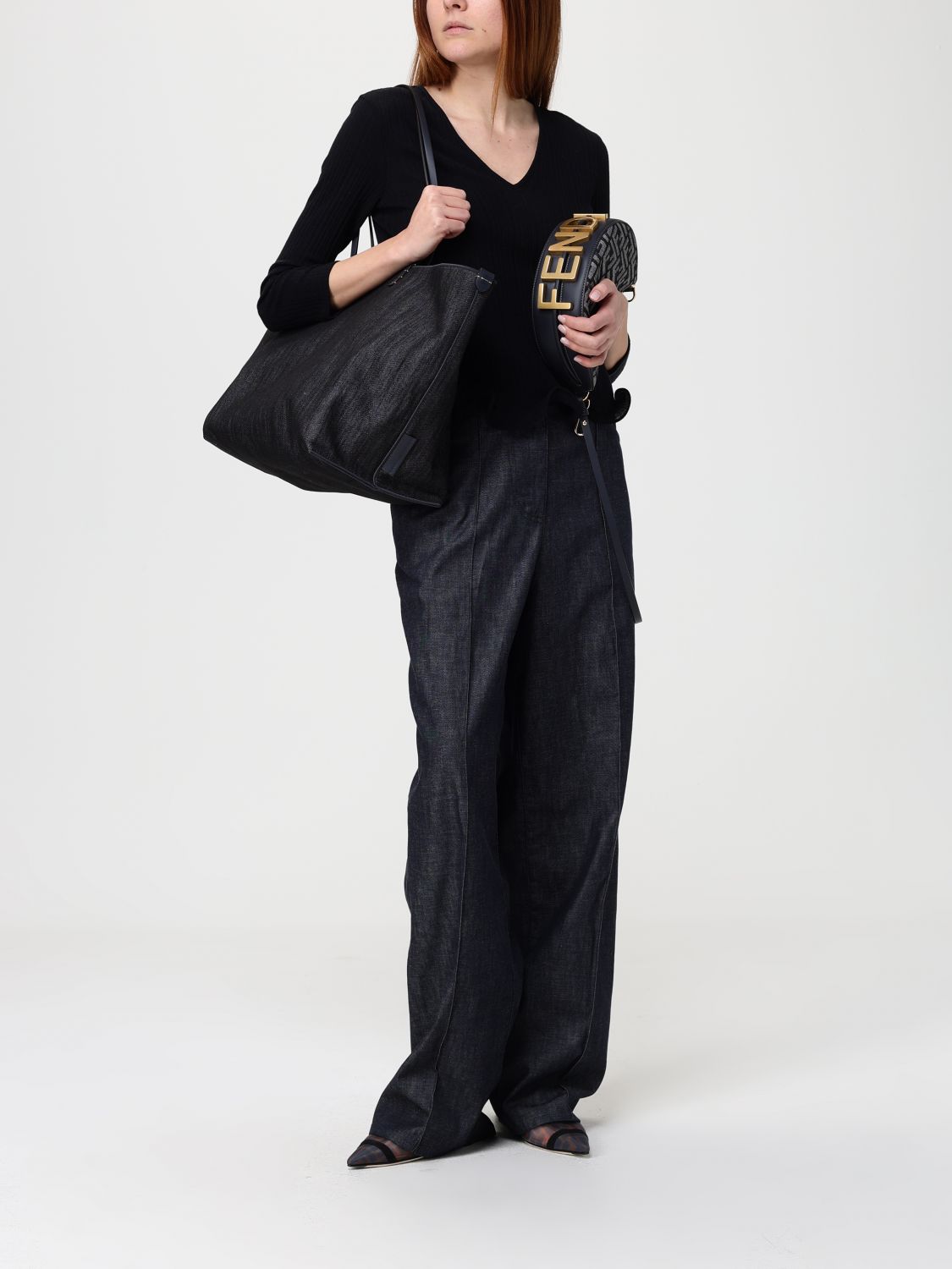 woman's tote bag