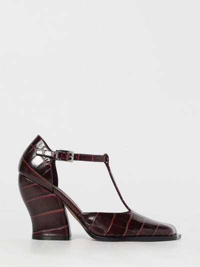woman's pump