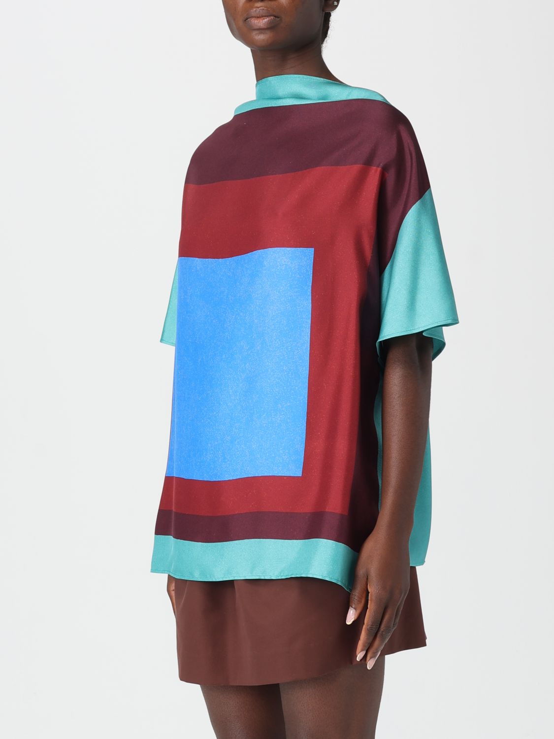 woman's top
