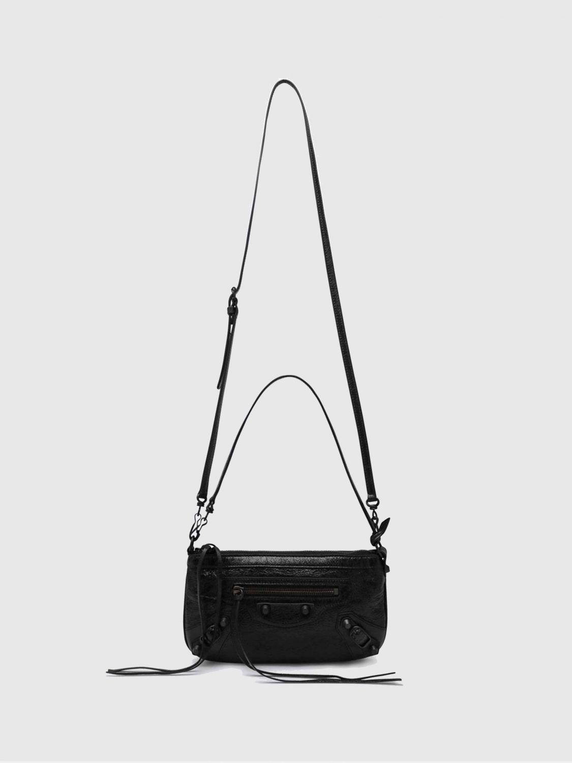 woman's shoulder bag