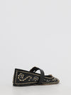 woman's shoes