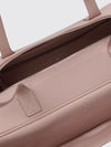 woman's shoulder bag
