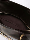 woman's shoulder bag