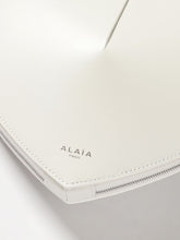 ALAÏA OS woman&
