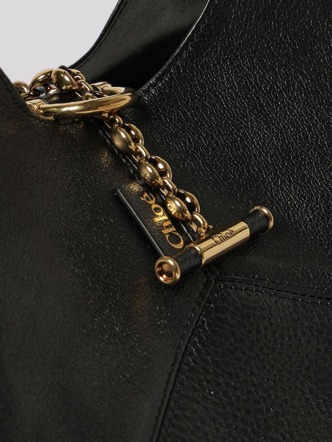 woman's shoulder bag chloé