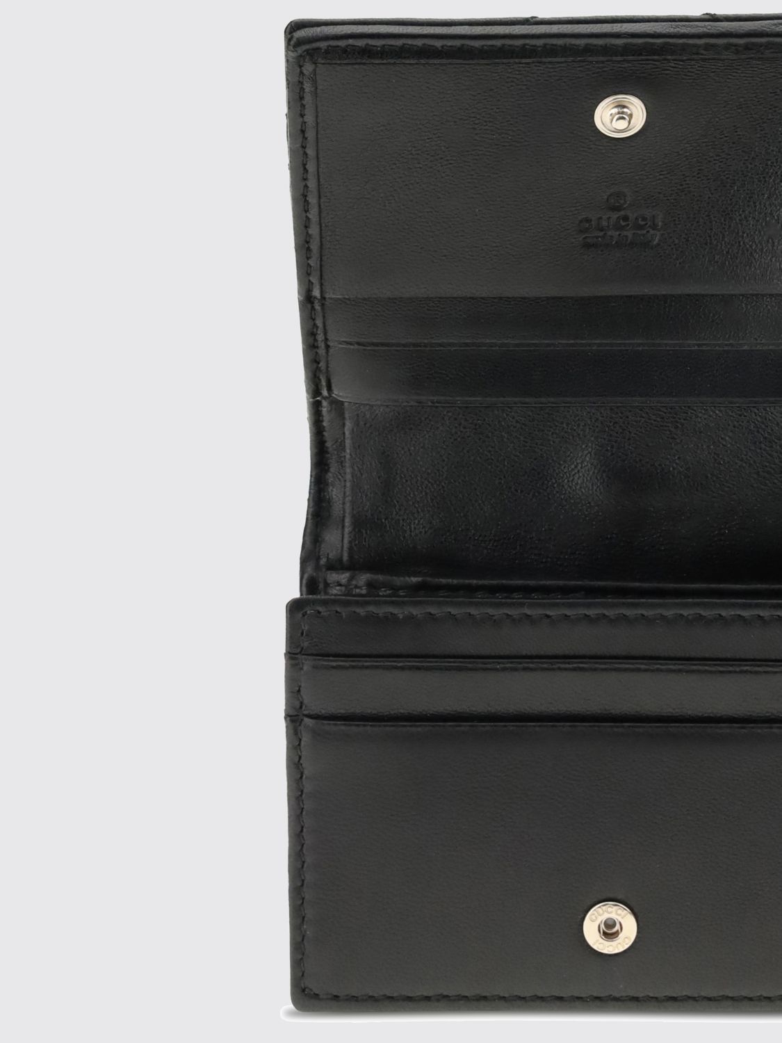 woman's wallet
