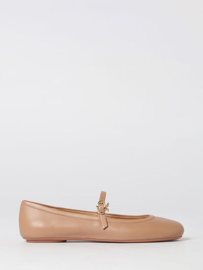 woman's ballet flat
