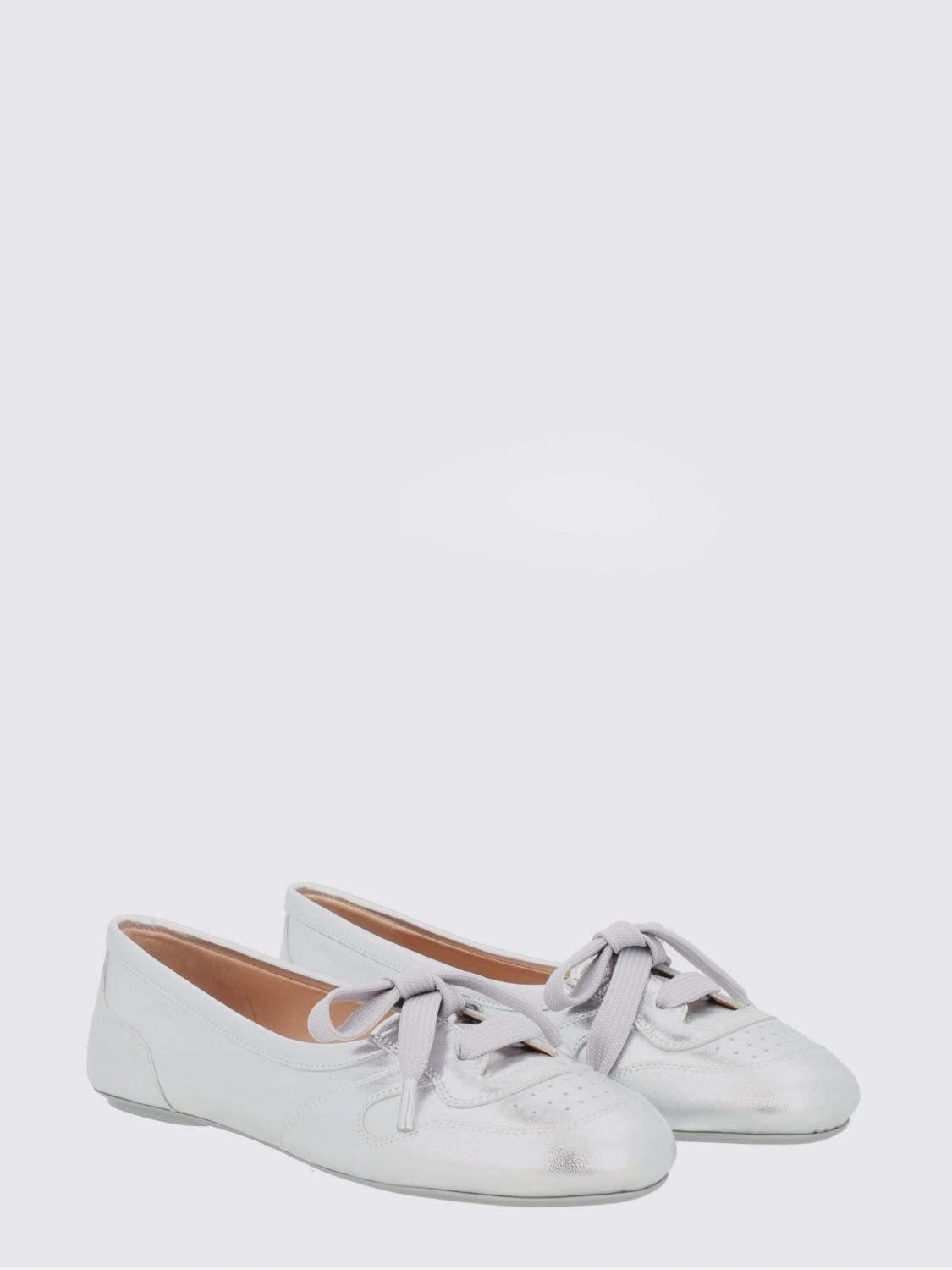 woman's ballet flat