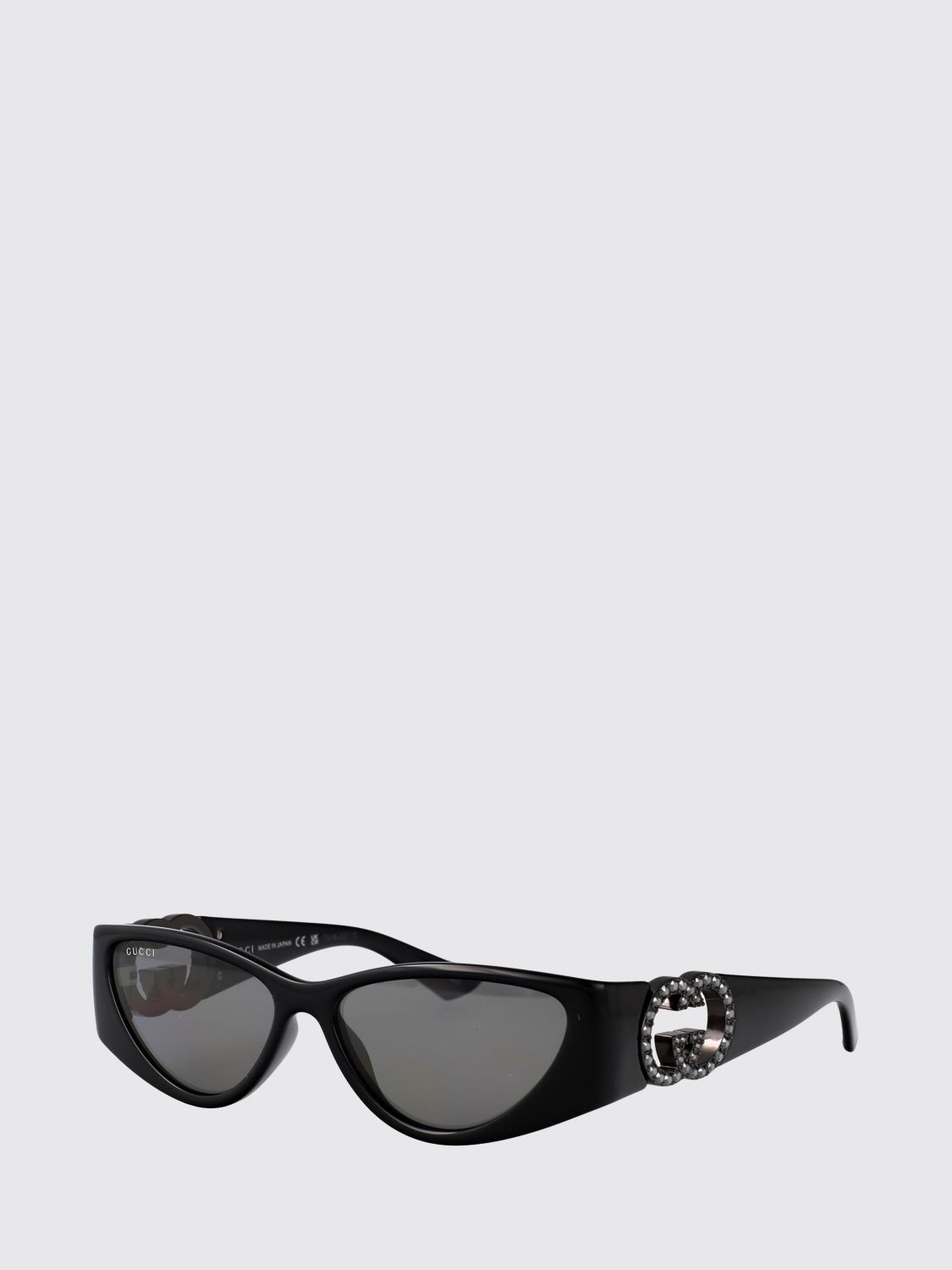 woman's sunglasses