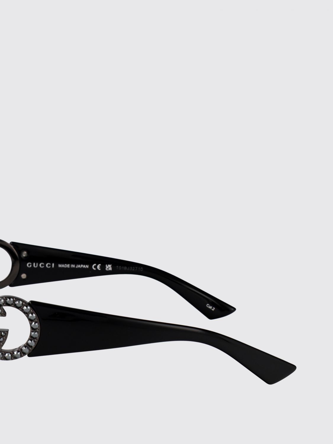 woman's sunglasses