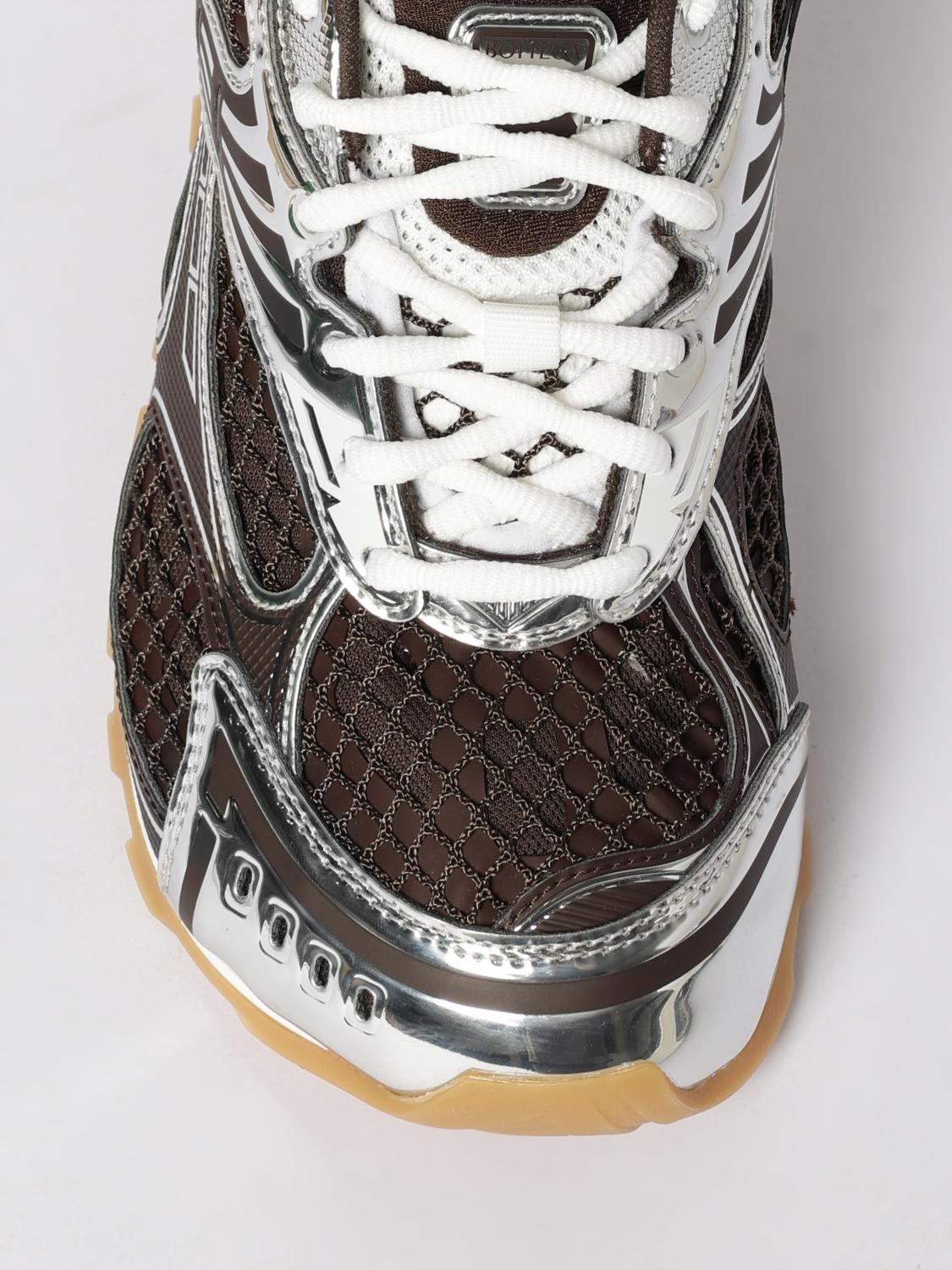 woman's sneakers