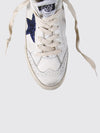 woman's sneakers