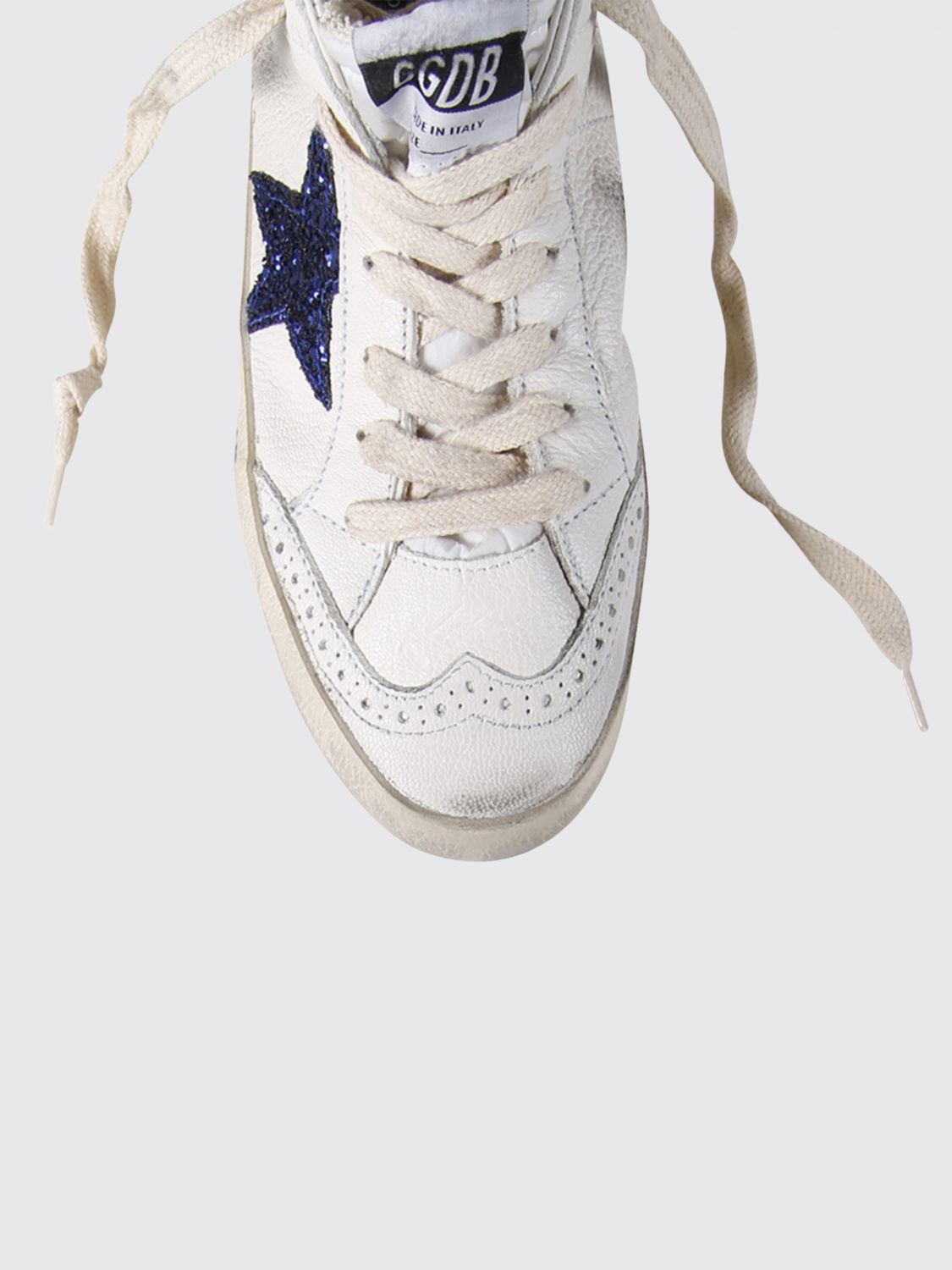 woman's sneakers