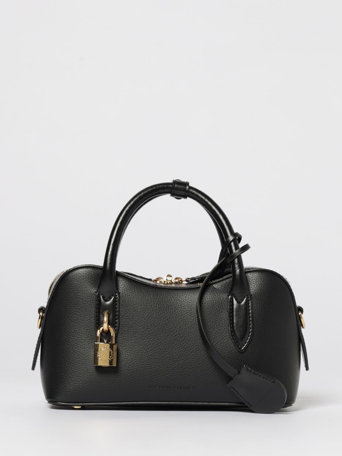 woman's shoulder bag
