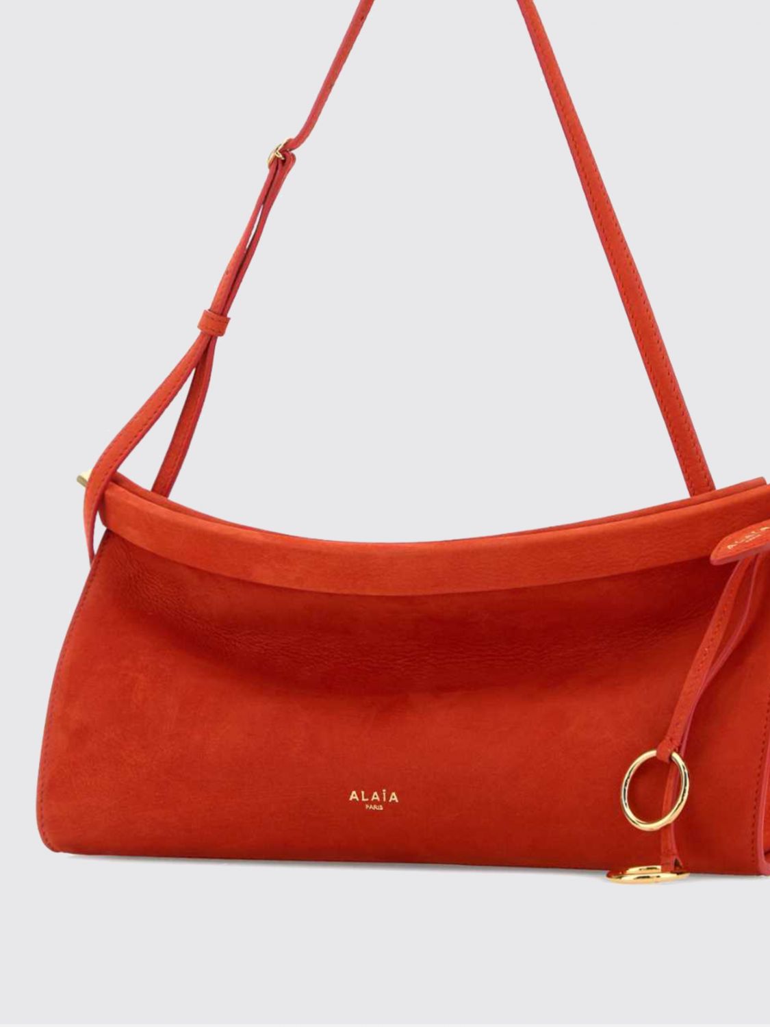 woman's shoulder bag