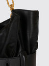 woman's shoulder bag