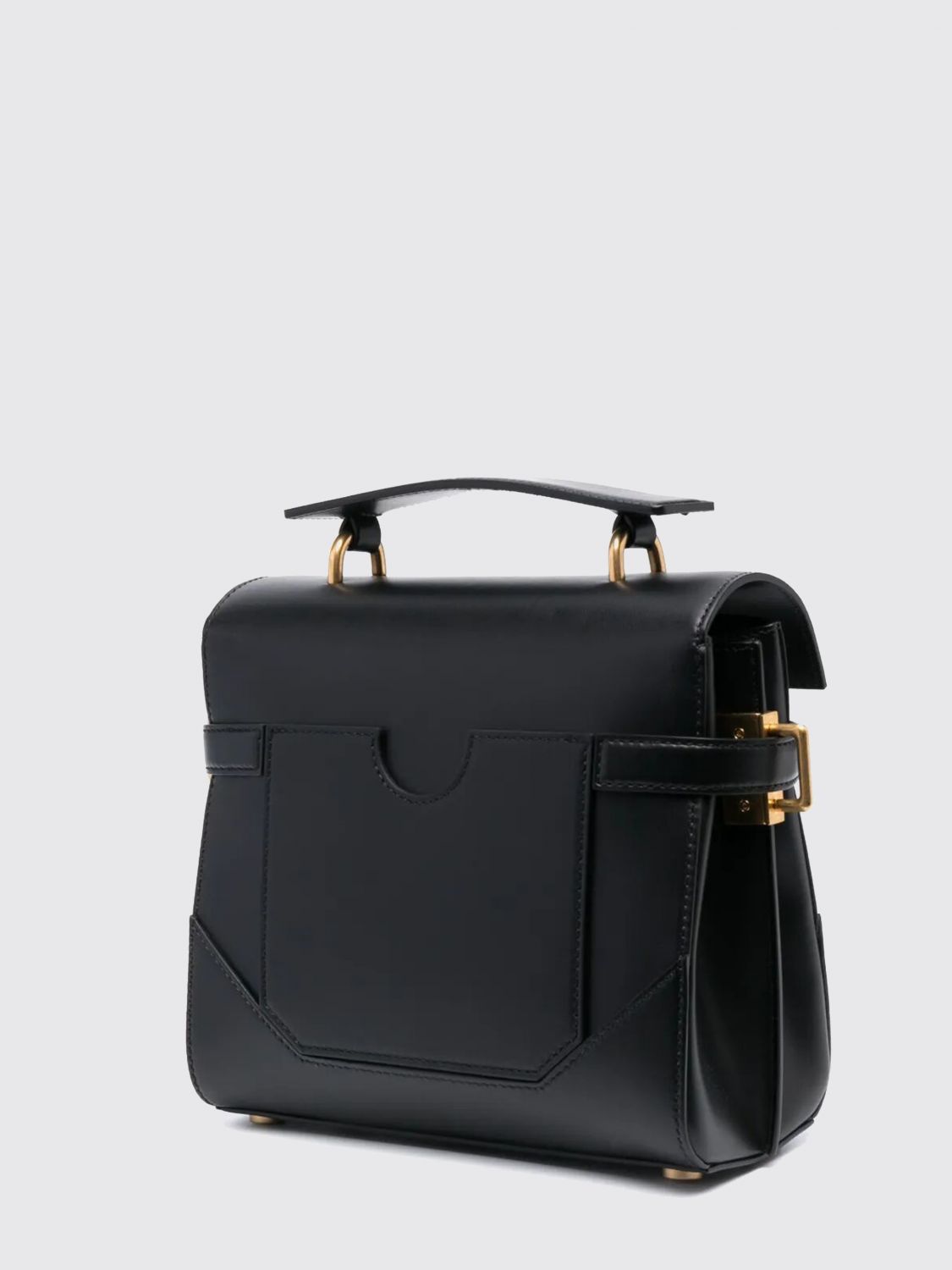 woman's shoulder bag