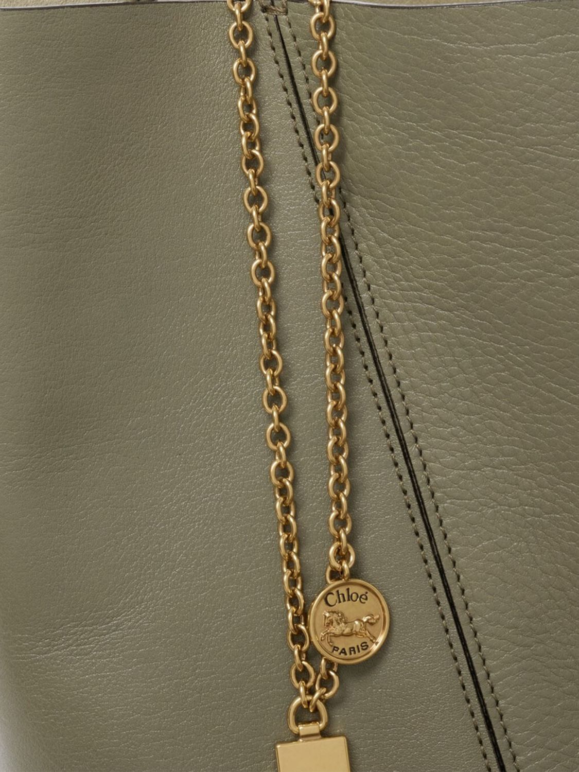 woman's shoulder bag chloé