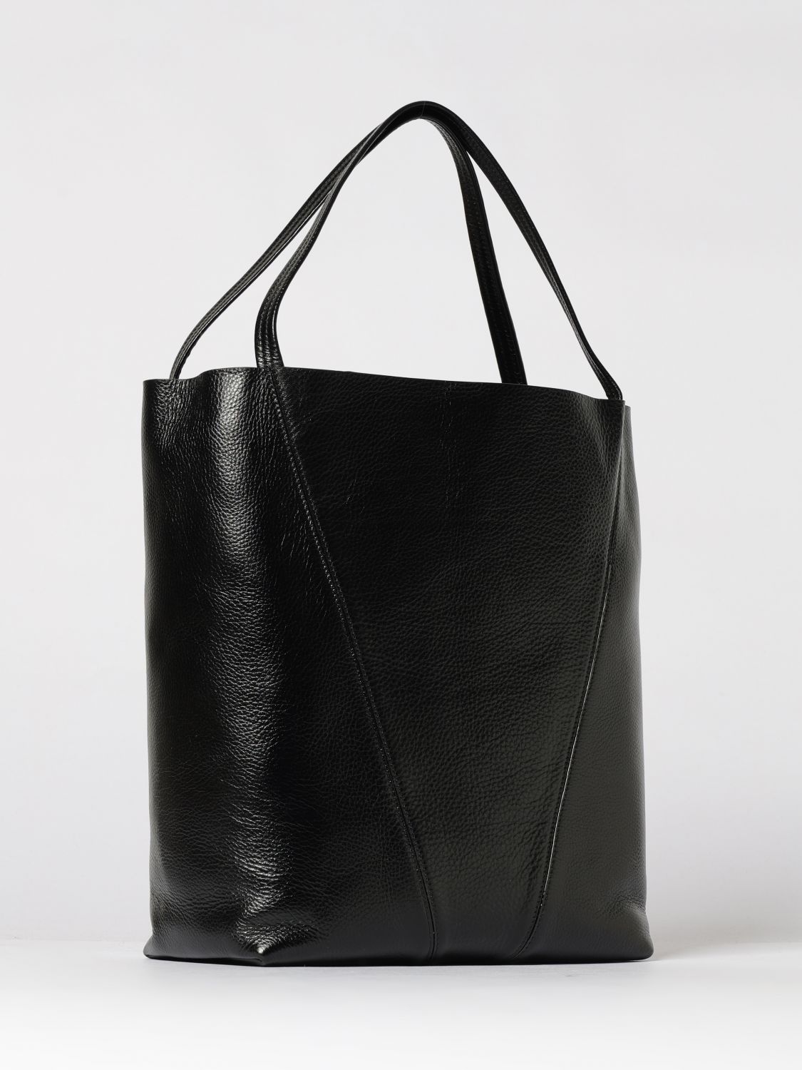 woman's shoulder bag chloé