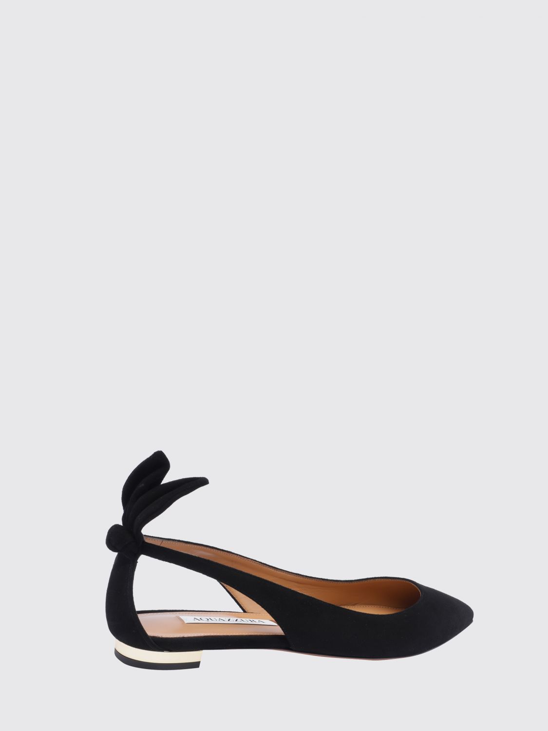 woman's ballet flat