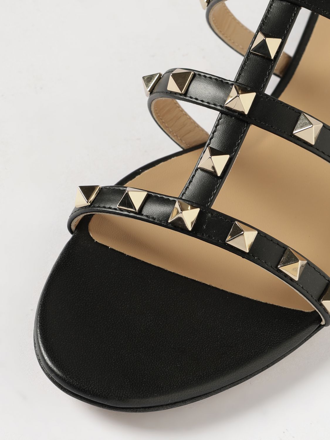 woman's heeled sandal