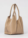 woman's shoulder bag