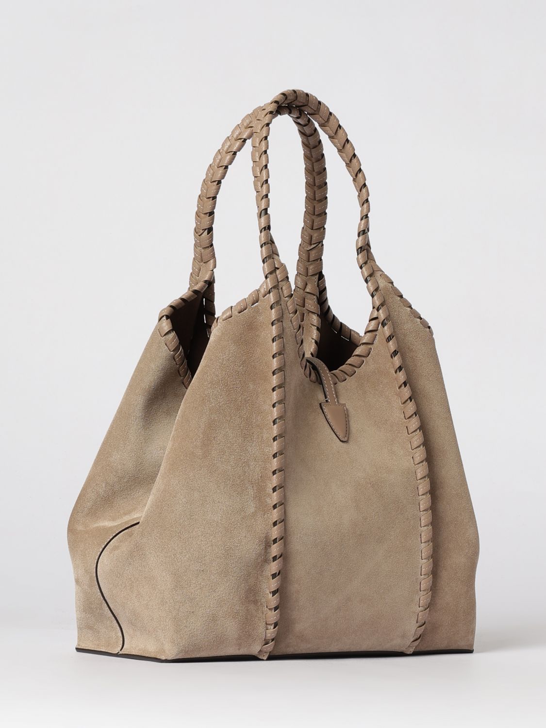 woman's shoulder bag