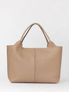 woman's shoulder bag