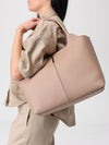 woman's shoulder bag
