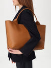 woman's handbag