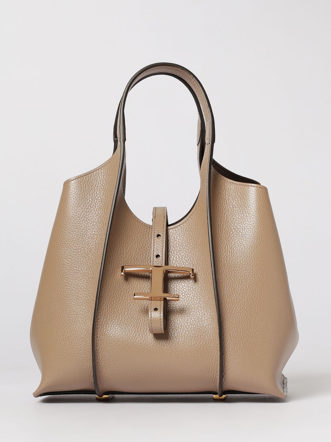 woman's shoulder bag