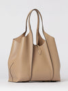 woman's shoulder bag