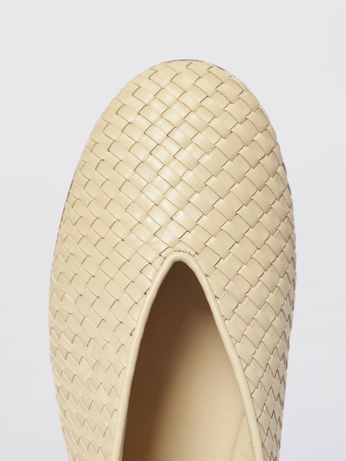woman's ballet flat