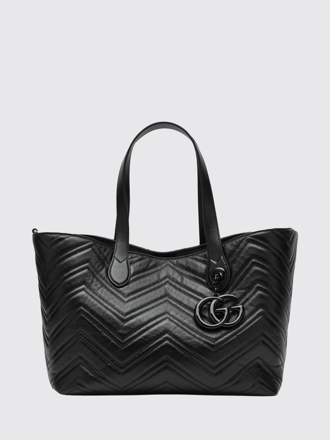 woman's shoulder bag