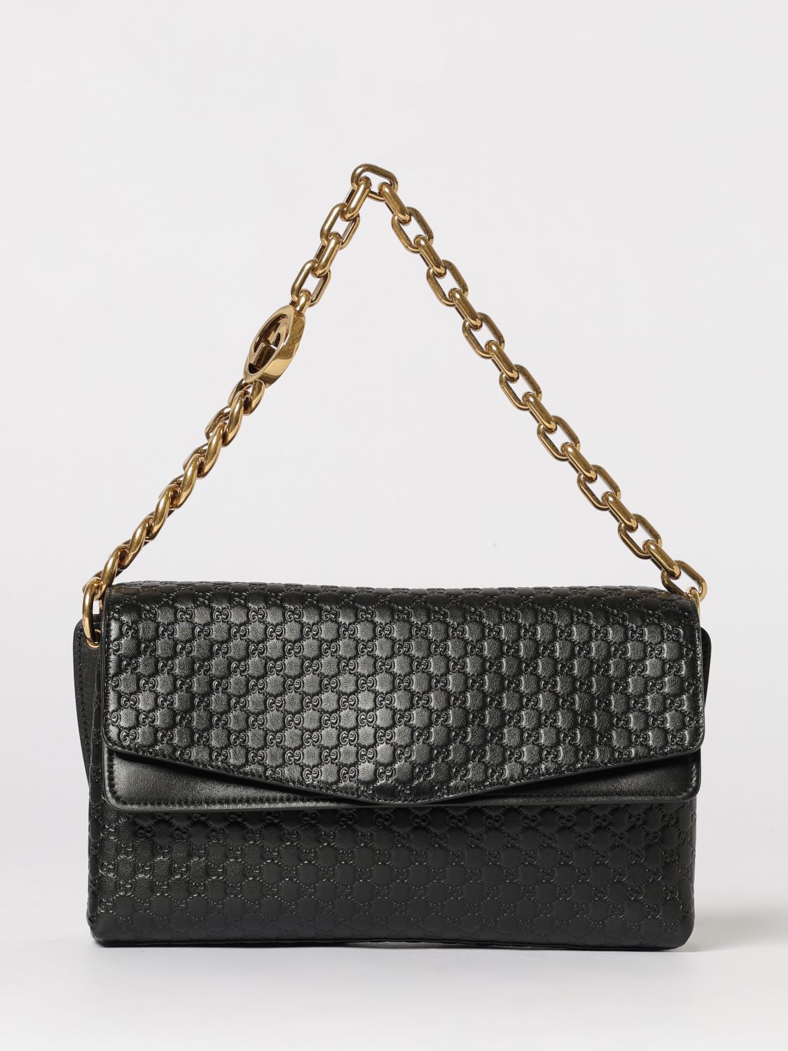 woman's shoulder bag