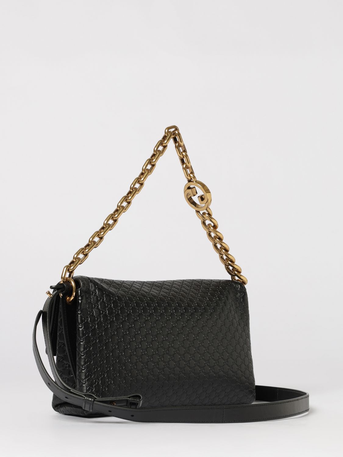 woman's shoulder bag