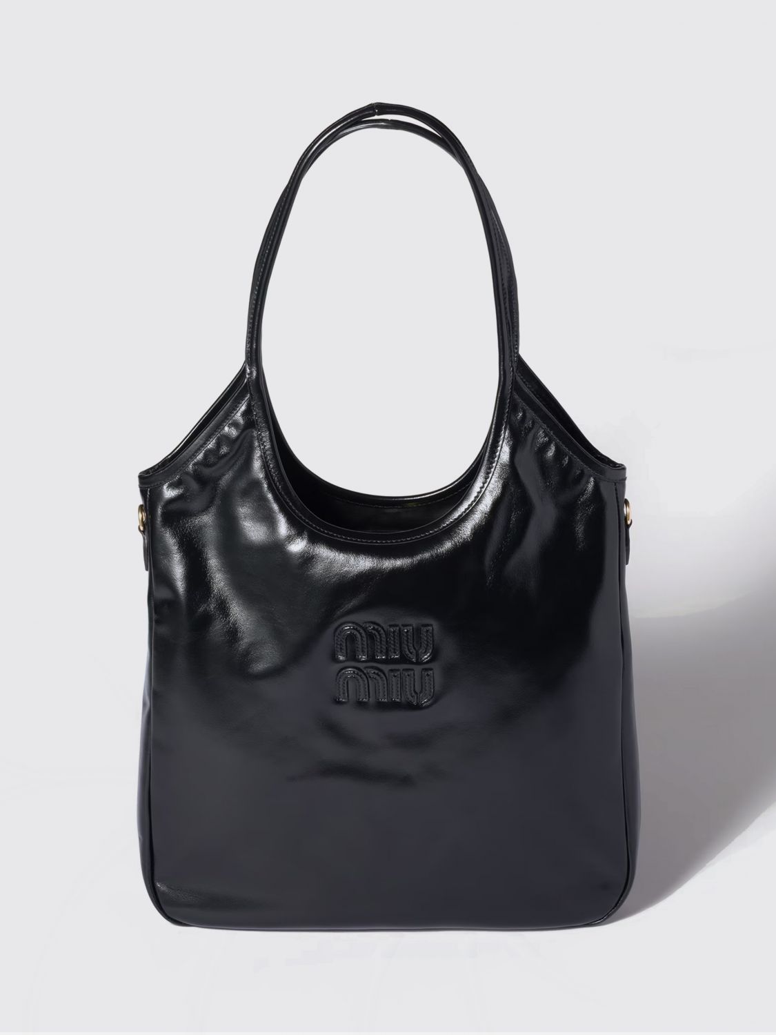 woman's tote bag