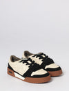 woman's sneakers